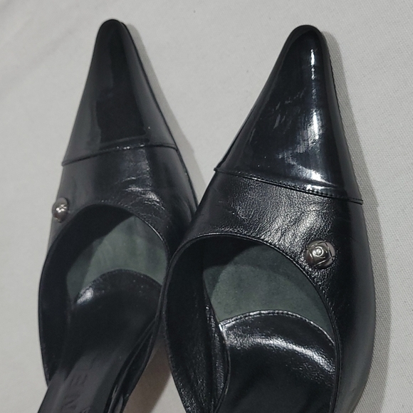 CHANEL🌟CLASSIC SANDALS 35C - Picture 5 of 16